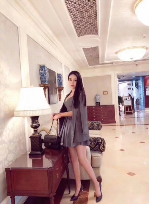 爱笑的女孩的相册 爱笑的女孩的相册