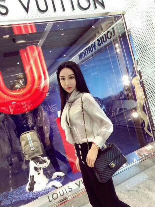 爱笑的女孩的相册 爱笑的女孩的相册