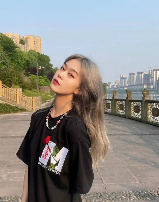 依依然然的相册 依依然然的相册